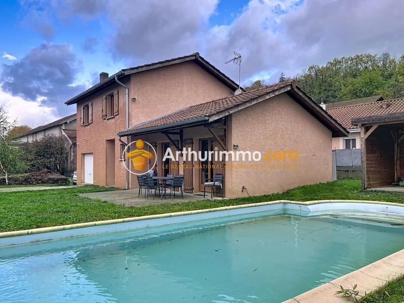 Maison - 102 m² - 5 pièces