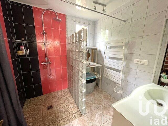 Maison - 104 m² - 4 pièces