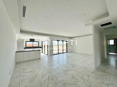 Maison - 128 m² - 4 pièces