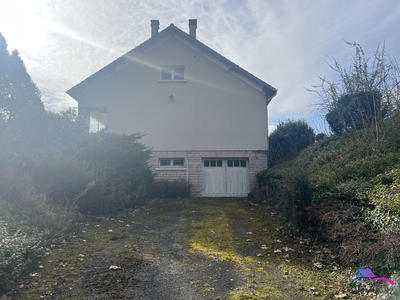 Maison - 122 m² - 4 pièces