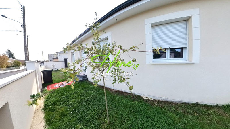 Maison - 95 m² - 5 pièces