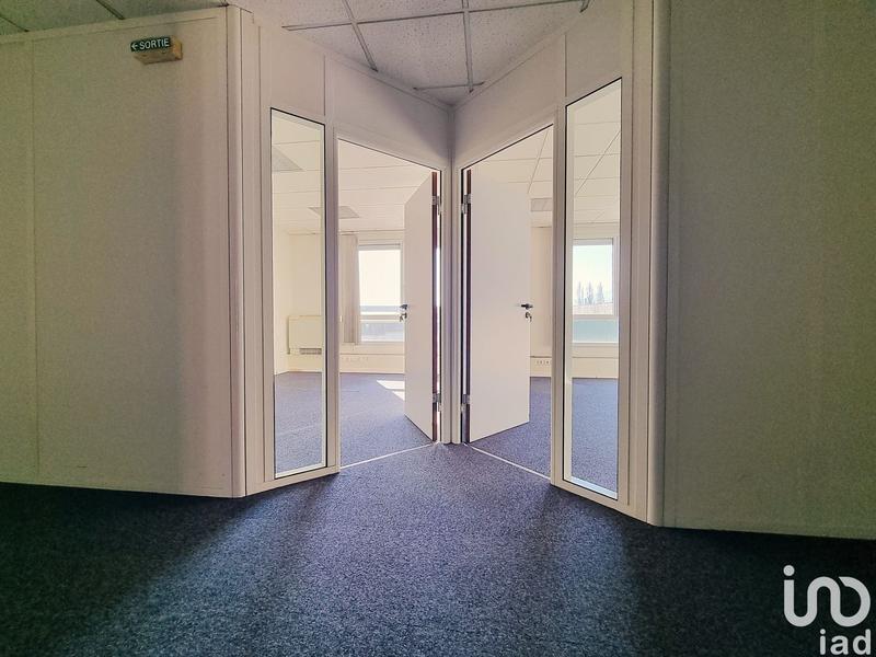 Bureau - 373 m² - 2 pièces