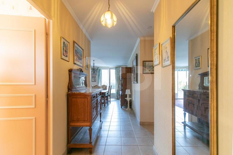 Maison - 155 m² - 7 pièces