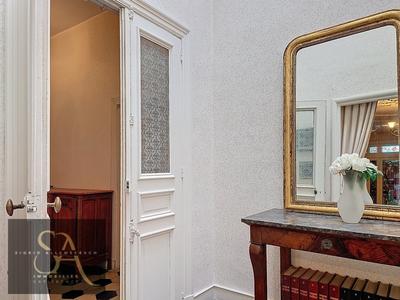 Immeuble - 1 100 m² - 15 pièces