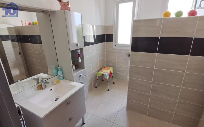 Appartement - 168 m² - 6 pièces