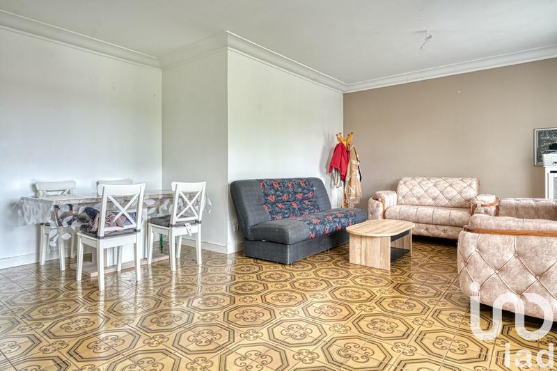 Appartement - 99 m² - 4 pièces