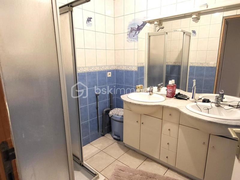 Maison - 188 m² - 5 pièces