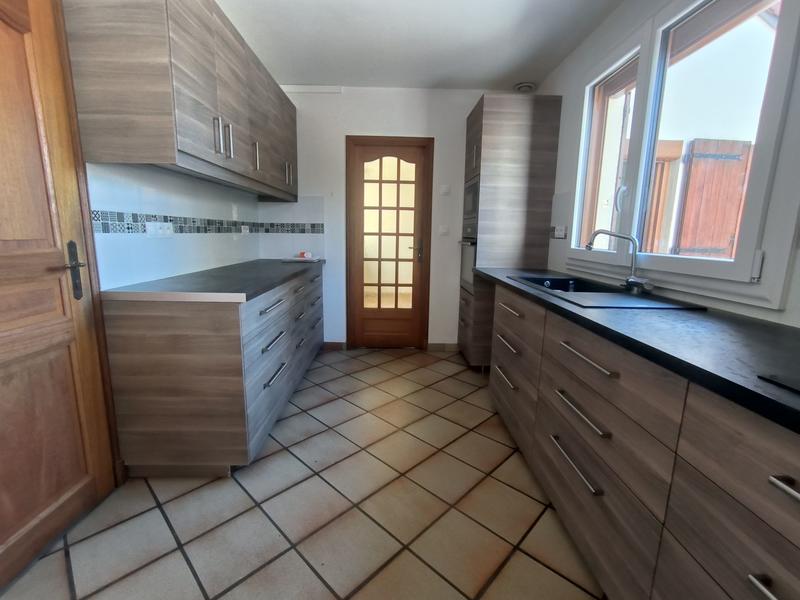 Maison - 155 m² - 9 pièces