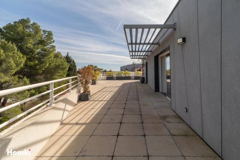 Appartement - 105 m² - 4 pièces