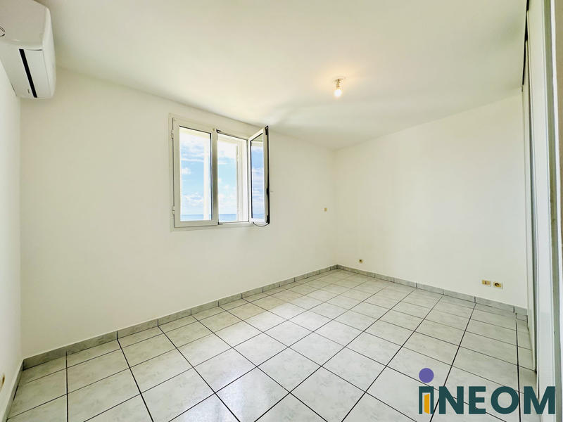 Appartement - 95 m² - 4 pièces