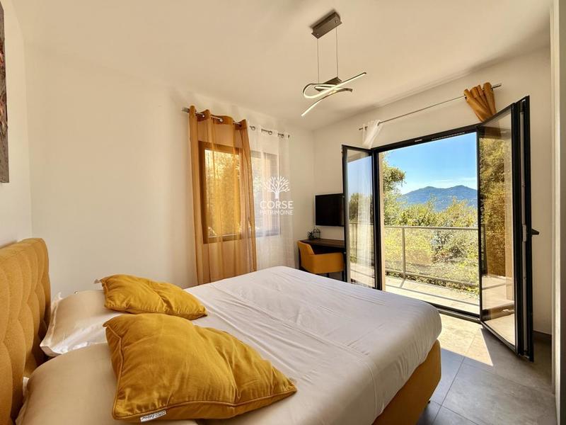 Villa - 115 m² - 4 pièces