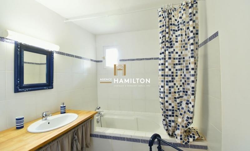 Maison de maîtres - 830 m² - 24 pièces