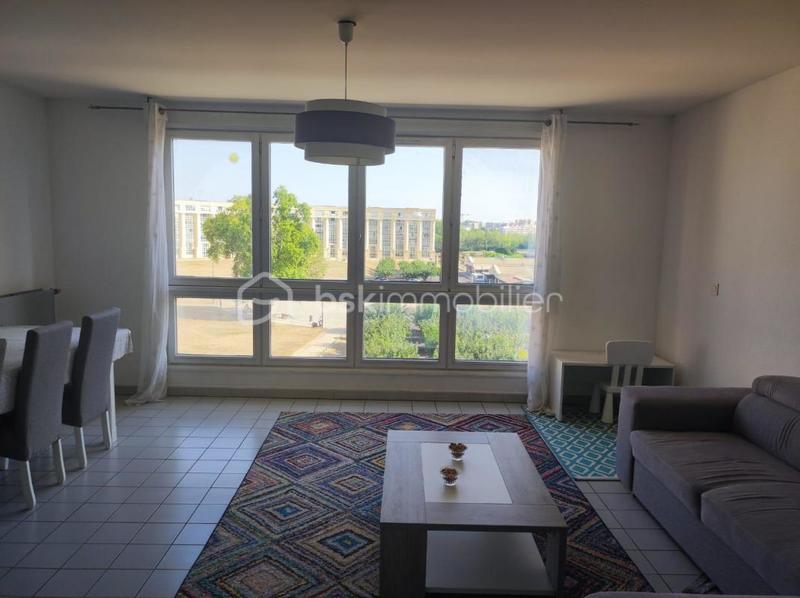 Appartement - 88 m² - 4 pièces