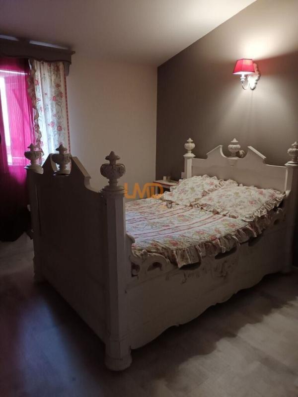 Mas - 162 m² - 10 pièces