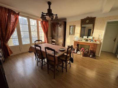 Appartement - 84 m² - 4 pièces