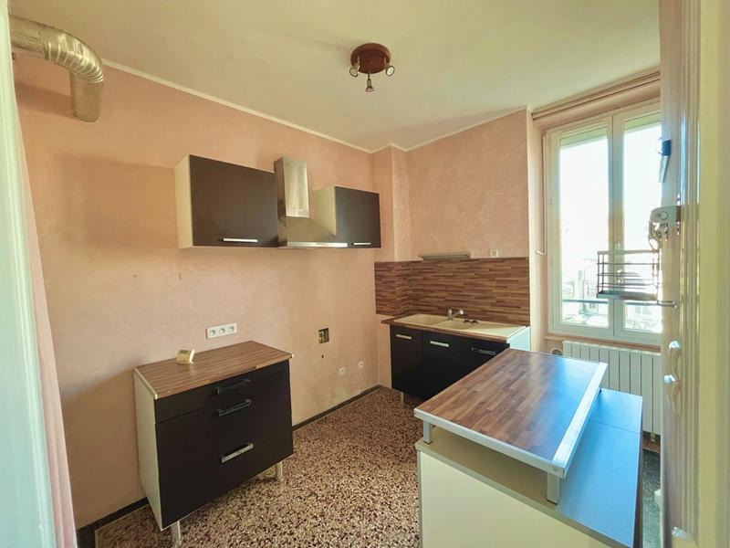 Appartement - 79 m² - 3 pièces