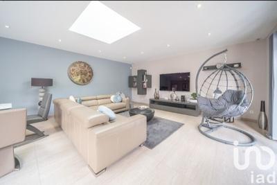 Maison de maîtres - 220 m² - 7 pièces