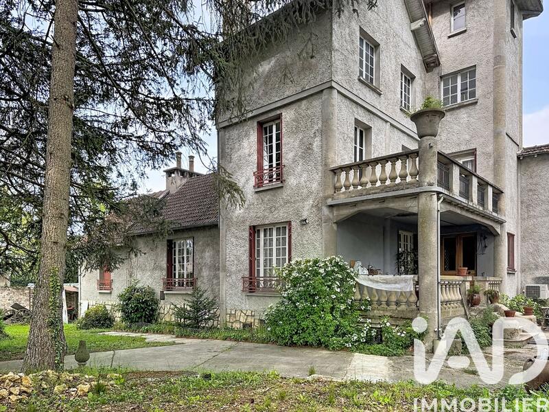 Maison - 164 m² - 7 pièces