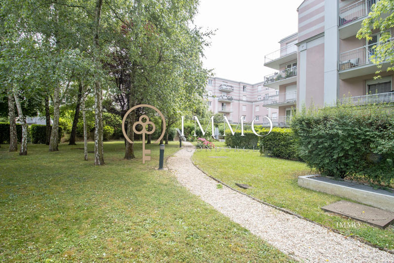 Appartement - 70 m² - 4 pièces