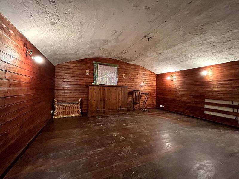 Demeure - 310 m² - 8 pièces