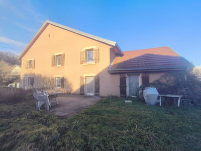 Maison - 190 m² - 7 pièces