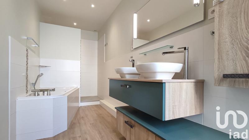 Appartement - 154 m² - 6 pièces