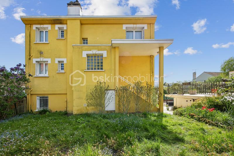 Propriété - 155 m² - 7 pièces