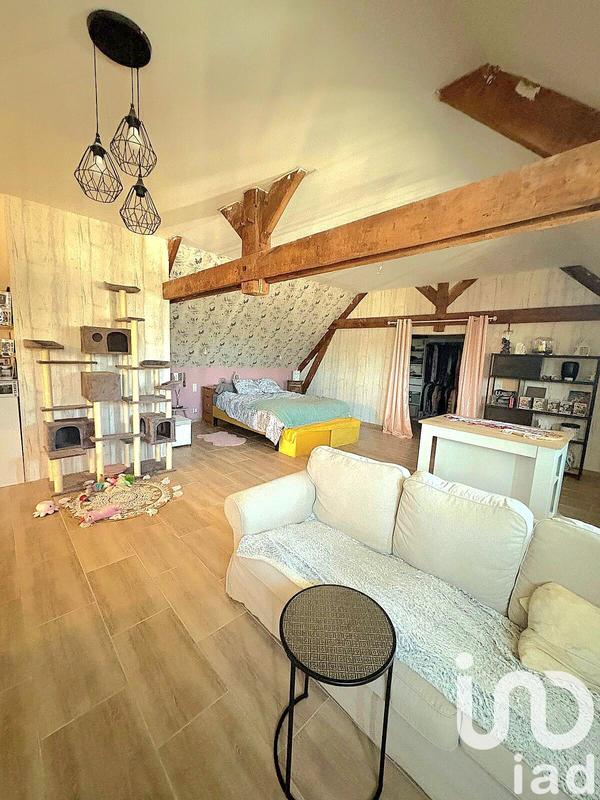 Maison - 268 m² - 8 pièces