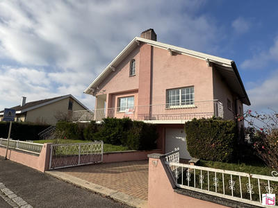 Maison - 175 m² - 5 pièces