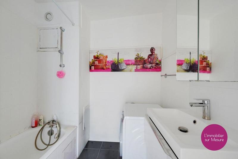 Appartement - 80 m² - 4 pièces