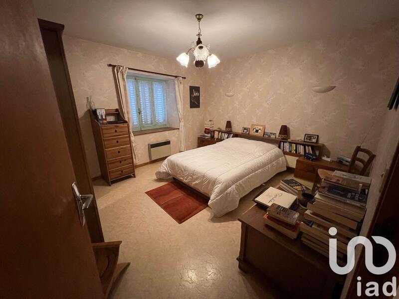 Maison de village - 234 m² - 10 pièces