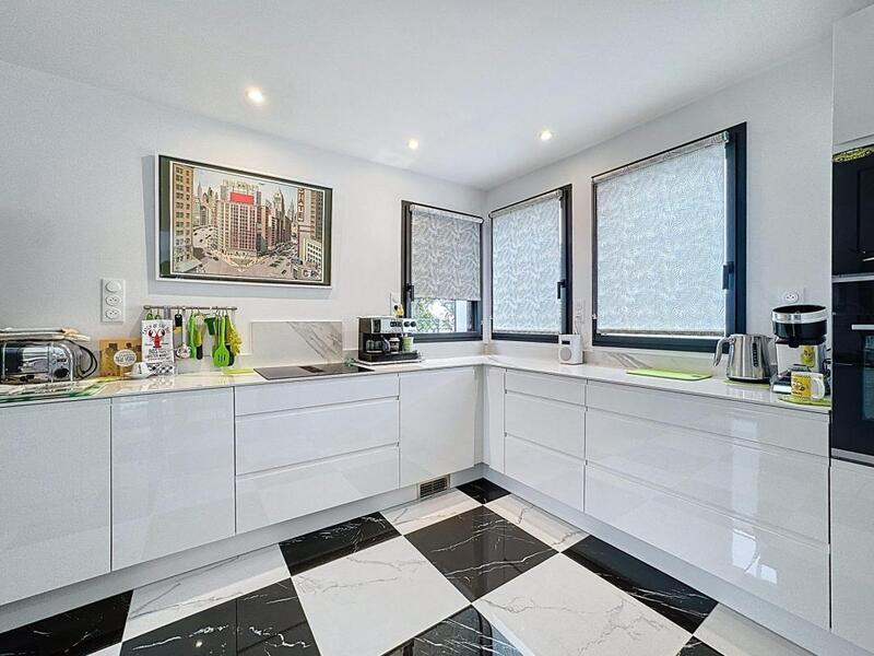 Maison - 107 m² - 4 pièces