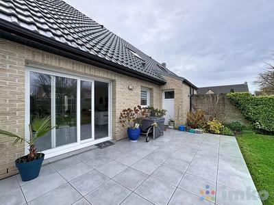 Maison - 94 m² - 4 pièces