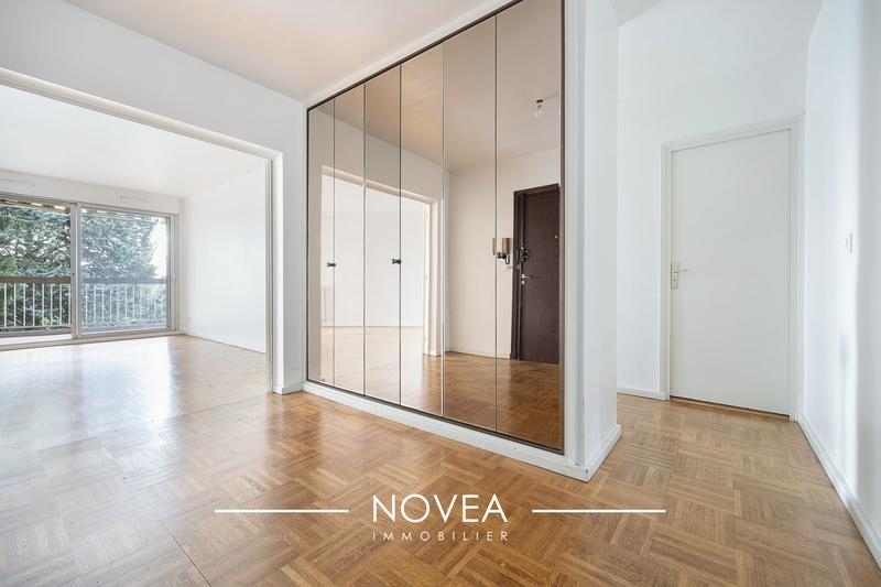 Appartement - 70 m² - 2 pièces