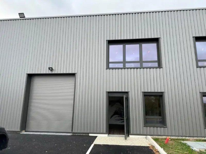 Bureau - 234 m² - 1 pièce