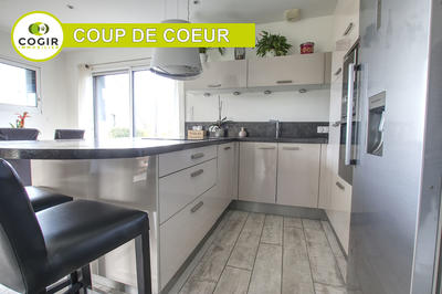 Maison - 101 m² - 5 pièces