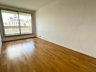 Appartement - 83 m² - 3 pièces