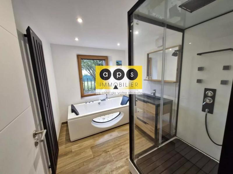 Maison de village - 132 m² - 5 pièces