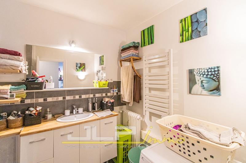 Appartement - 89 m² - 3 pièces