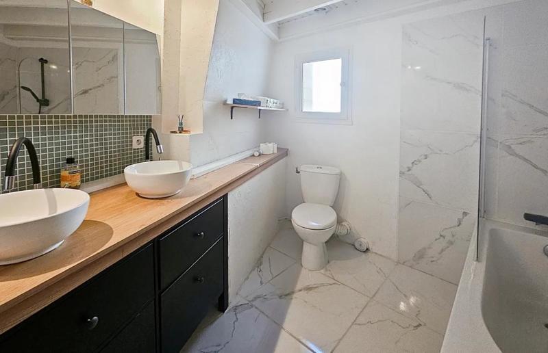 Duplex - 93 m² - 4 pièces