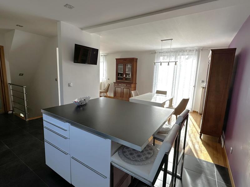 Maison - 136 m² - 5 pièces