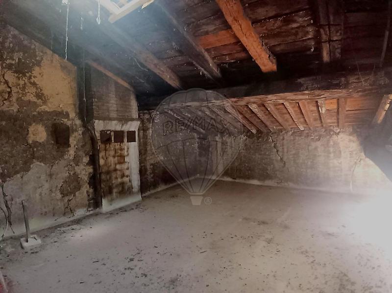 Appartement - 100 m² - 2 pièces