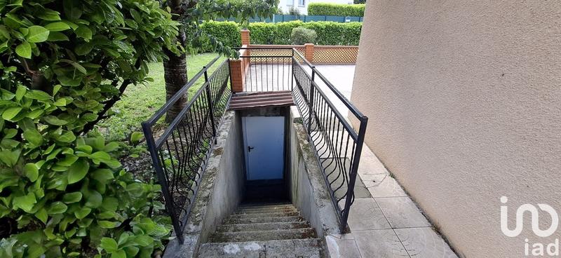 Maison - 236 m² - 8 pièces