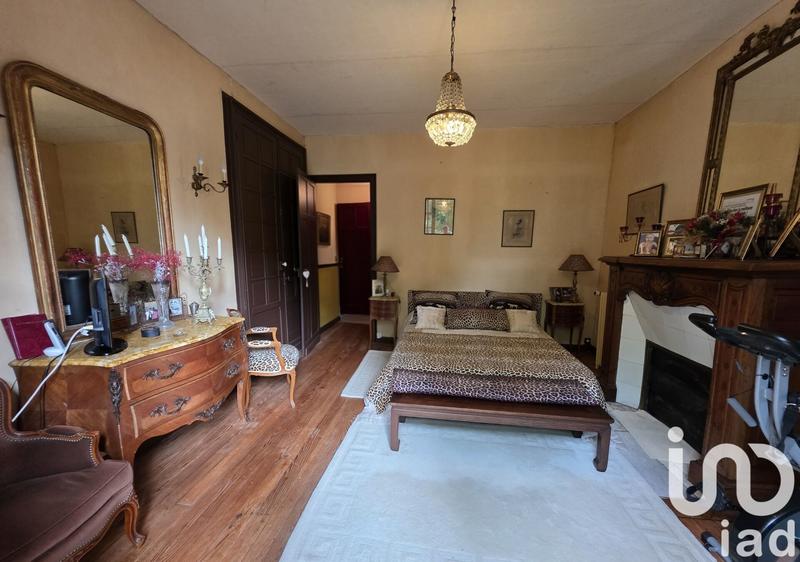 Maison - 525 m² - 20 pièces