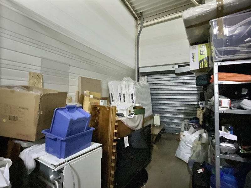 Local commercial - 1 484 m²