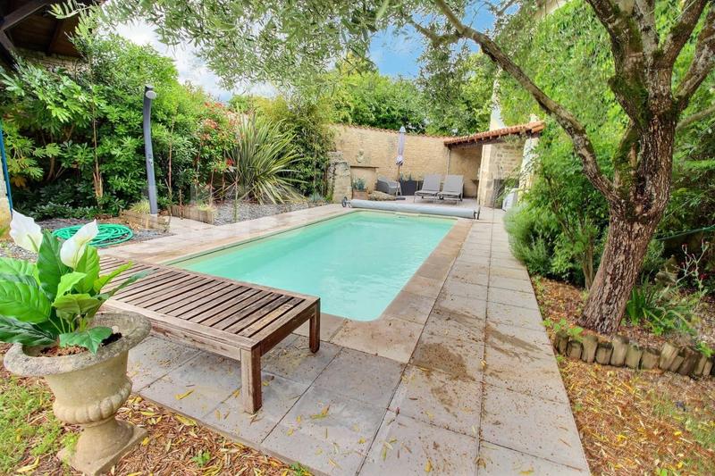 Longère - 218 m² - 5 pièces