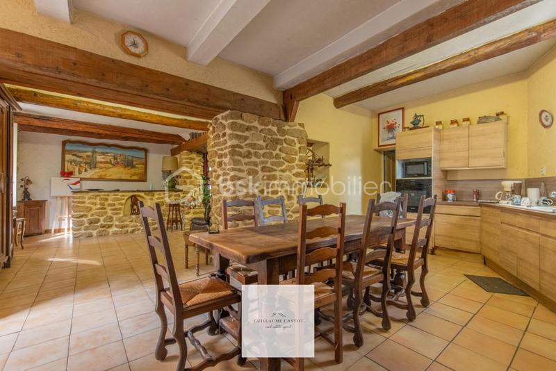 Maison de maîtres - 179 m² - 7 pièces