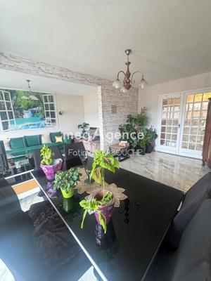 Appartement - 82 m² - 4 pièces