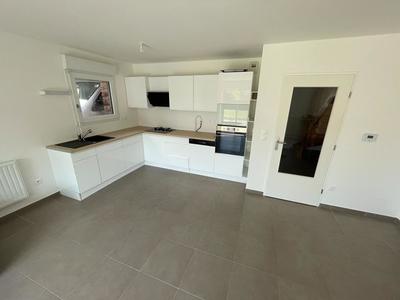 Maison - 84 m² - 4 pièces