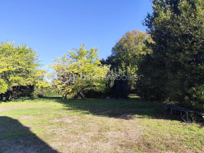 Demeure - 470 m² - 18 pièces